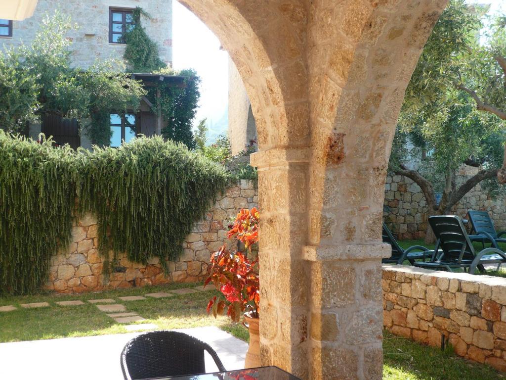 Maison Viros Kardamyli Extérieur photo